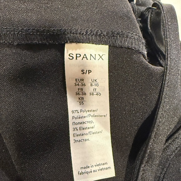 SPANX Black Garment - Picture 3 of 3